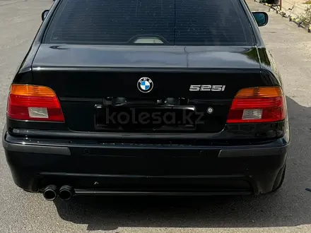 BMW 525 2001 года за 4 300 000 тг. в Шымкент – фото 3