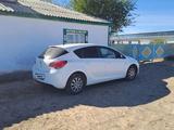 Opel Astra 2013 годаүшін2 950 000 тг. в Актобе – фото 3