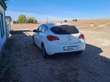 Opel Astra 2013 годаүшін2 950 000 тг. в Актобе – фото 4