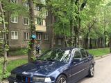 BMW 320 1992 годаүшін1 650 000 тг. в Алматы
