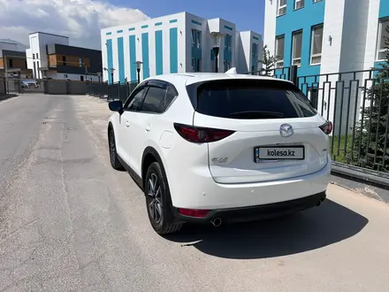 Mazda CX-5 2018 года за 16 700 000 тг. в Алматы – фото 3