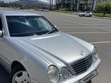 Mercedes-Benz E 320 2000 годаfor5 500 000 тг. в Астана – фото 2