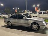 Mercedes-Benz E 320 2000 года за 5 700 000 тг. в Алматы – фото 2