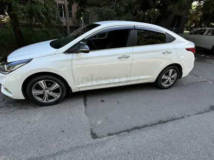 Hyundai Accent 2018 года за 7 500 000 тг. в Алматы – фото 9