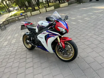 Honda  CBR 1000 RR 2009 года за 3 700 000 тг. в Алматы – фото 13