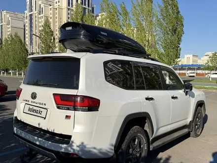 Toyota Land Cruiser 2023 года за 55 000 000 тг. в Астана – фото 3