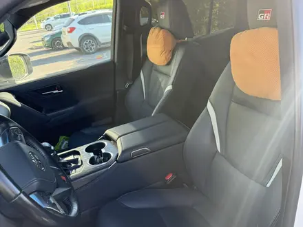 Toyota Land Cruiser 2023 года за 55 000 000 тг. в Астана – фото 7