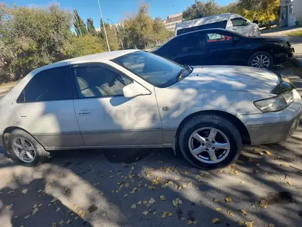 Toyota Camry 1997 года за 2 800 000 тг. в Семей