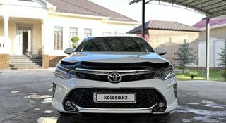 Toyota Camry 2017 года за 13 400 000 тг. в Шымкент