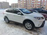 Toyota RAV4 2013 года за 11 500 000 тг. в Актобе – фото 2