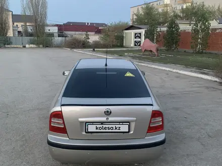 Skoda Octavia 2005 года за 3 000 000 тг. в Актобе – фото 7