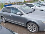 Skoda Superb 2012 годаүшін5 300 000 тг. в Астана – фото 4