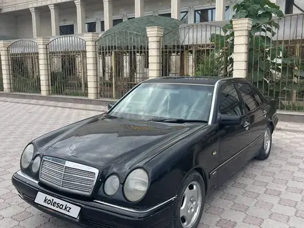 Mercedes-Benz E 240 1998 года за 2 000 000 тг. в Кордай – фото 3