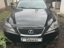 Lexus is-250, 2007