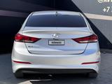 Hyundai Elantra 2017 годаүшін7 600 000 тг. в Актобе – фото 4