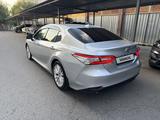 Toyota Camry 2019 года за 14 500 000 тг. в Алматы – фото 4