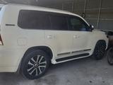 Toyota Land Cruiser 2018 года за 31 000 000 тг. в Алматы – фото 4