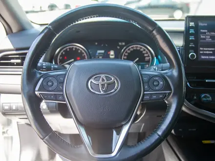 Toyota Camry 2023 года за 15 500 000 тг. в Алматы – фото 13