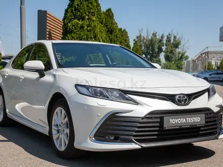 Toyota Camry 2023 года за 15 500 000 тг. в Алматы – фото 9
