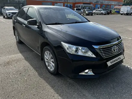 Toyota Camry 2012 года за 8 400 000 тг. в Усть-Каменогорск – фото 2