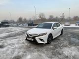 Toyota Camry 2019 годаүшін11 500 000 тг. в Алматы – фото 2