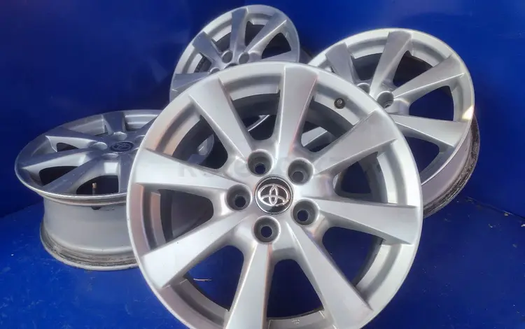 Диски R17 5x114.3 оригинал на Toyota за 175 000 тг. в Павлодар