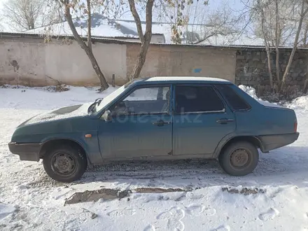 ВАЗ (Lada) 21099 2000 года за 550 000 тг. в Атбасар – фото 2