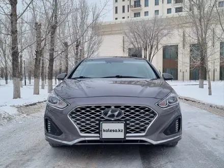 Hyundai Sonata 2019 года за 10 500 000 тг. в Астана – фото 2