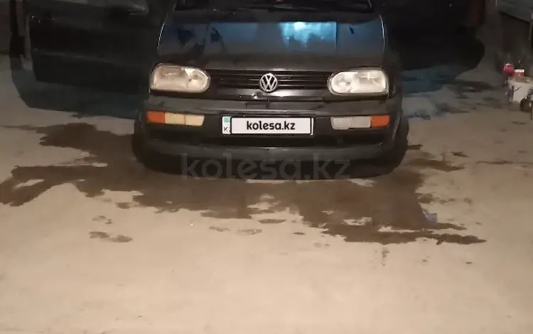 Volkswagen Golf 1994 годаүшін1 400 000 тг. в Талдыкорган