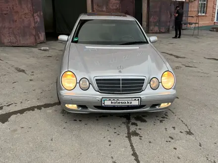 Mercedes-Benz E 280 2001 года за 5 800 000 тг. в Кызылорда – фото 21