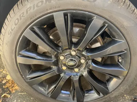 Land Rover Range Rover 2014 года за 16 200 000 тг. в Алматы – фото 9
