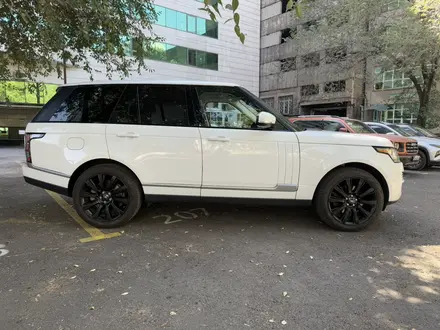 Land Rover Range Rover 2014 года за 16 200 000 тг. в Алматы – фото 5