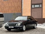 Mercedes-Benz E 200 2001 года за 3 400 000 тг. в Астана – фото 2