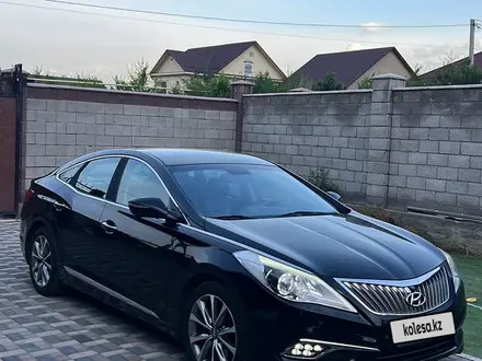Hyundai Grandeur 2015 года за 8 300 000 тг. в Алматы – фото 2