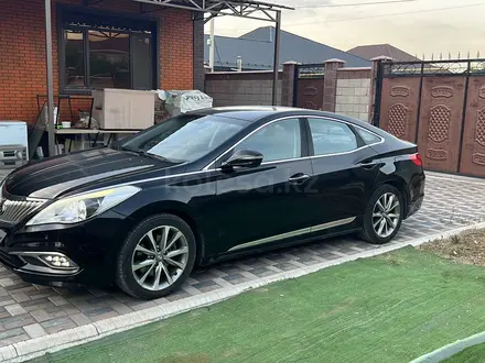 Hyundai Grandeur 2015 года за 8 300 000 тг. в Алматы – фото 3