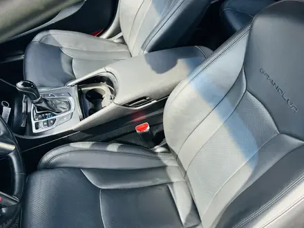 Hyundai Grandeur 2015 года за 8 300 000 тг. в Алматы – фото 4