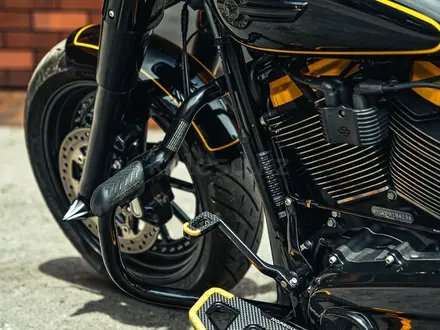 Harley-Davidson  Fat Boy 2023 года за 18 000 000 тг. в Алматы – фото 19