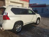 Toyota Land Cruiser Prado 2013 годаүшін16 500 000 тг. в Астана – фото 2