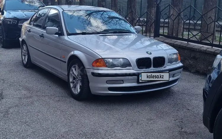 BMW 320 1998 года за 2 900 000 тг. в Алматы