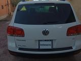 Volkswagen Touareg 2004 года за 3 000 000 тг. в Кызылорда – фото 2