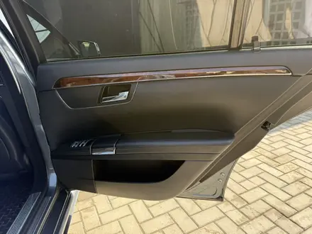 Mercedes-Benz S 550 2006 года за 8 500 000 тг. в Алматы – фото 24