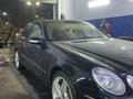 Mercedes-Benz E 240 2003 года за 5 000 000 тг. в Астана – фото 2