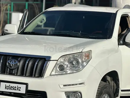 Toyota Land Cruiser Prado 2010 года за 13 200 000 тг. в Алматы