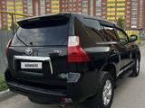 Toyota Land Cruiser Prado 2012 года за 12 950 000 тг. в Актобе – фото 4