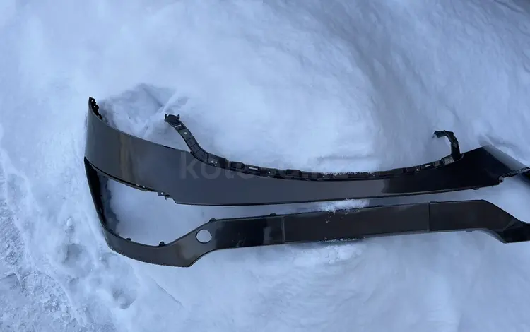 Бампер передний за 100 тг. в Семей