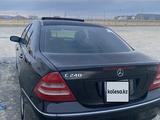 Mercedes-Benz C 240 2002 годаfor2 700 000 тг. в Атырау – фото 2