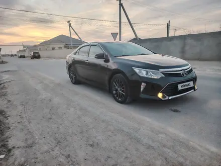 Toyota Camry 2016 года за 11 000 000 тг. в Жанаозен – фото 2