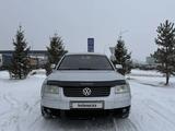 Volkswagen Passat 2004 года за 3 100 000 тг. в Астана