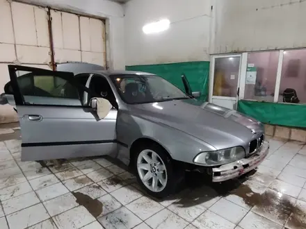 BMW 528 1996 года за 2 500 000 тг. в Караганда – фото 2