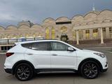 Hyundai Santa Fe 2017 года за 8 500 000 тг. в Уральск – фото 4